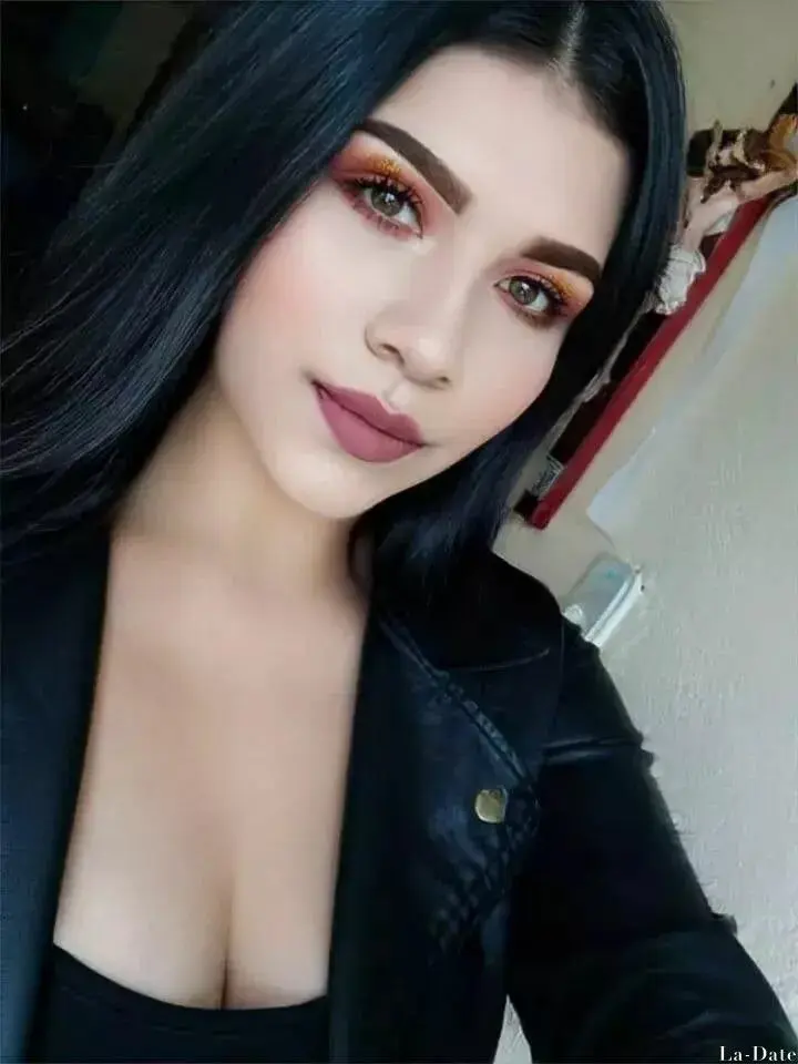 Marisella Profile image 1