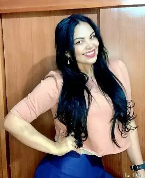 Valentina Profile image 4
