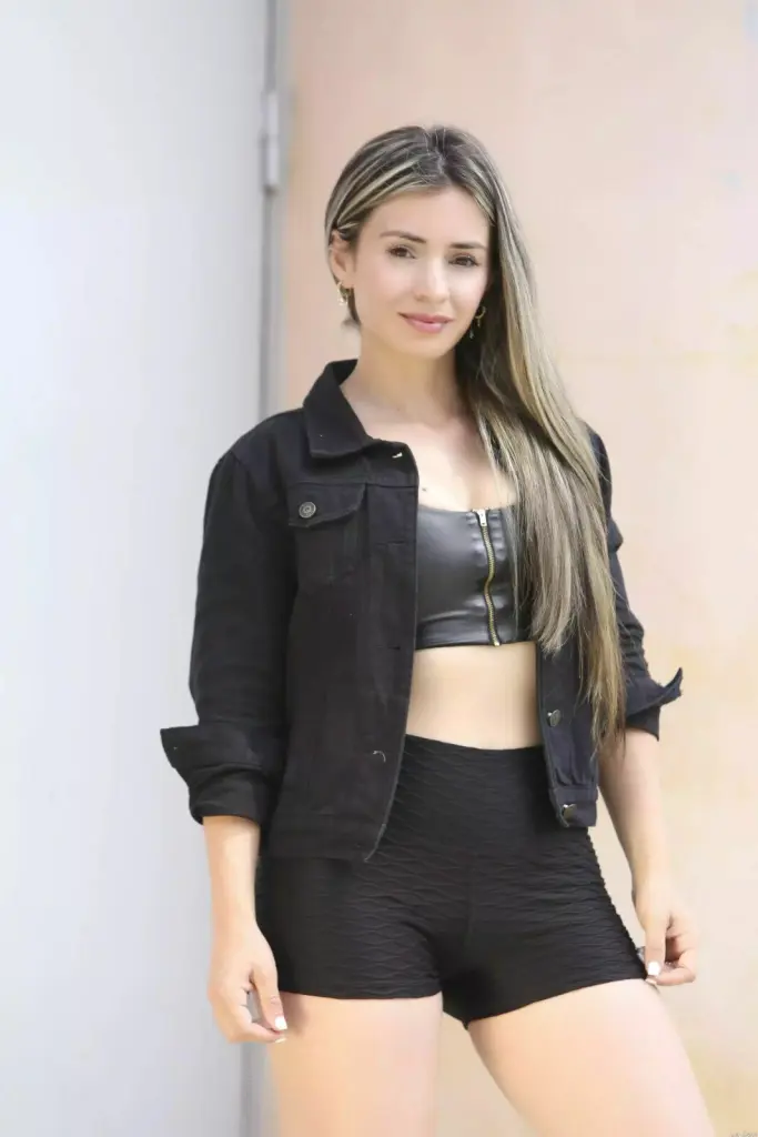 Yesica Profile image 2