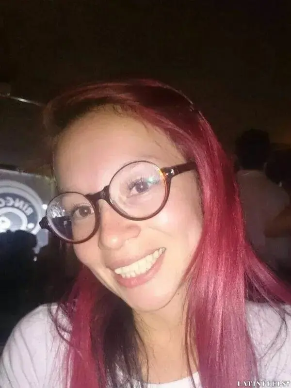 Stephania Profile image 3