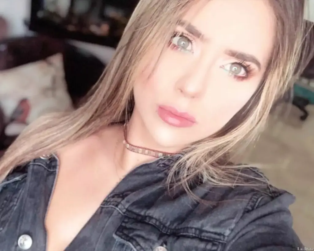 Paula Profile image 2