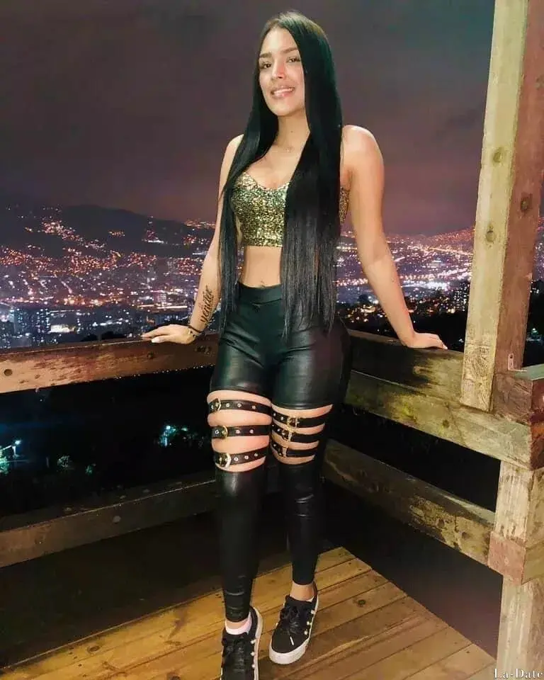 Ximena Profile image 2