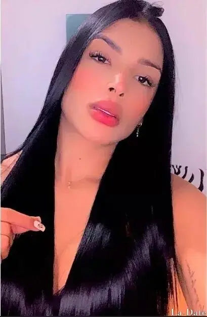 Ximena Profile image 1