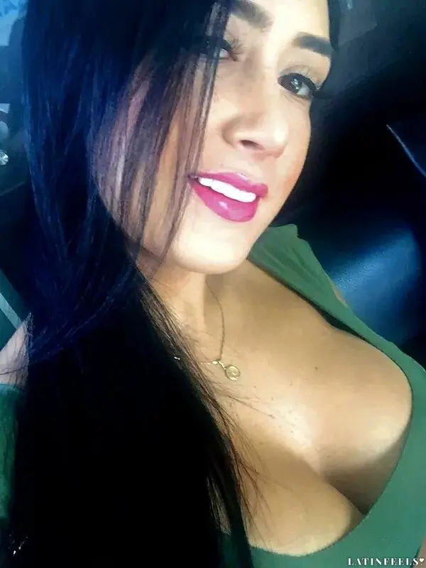 Laura Profile image 1
